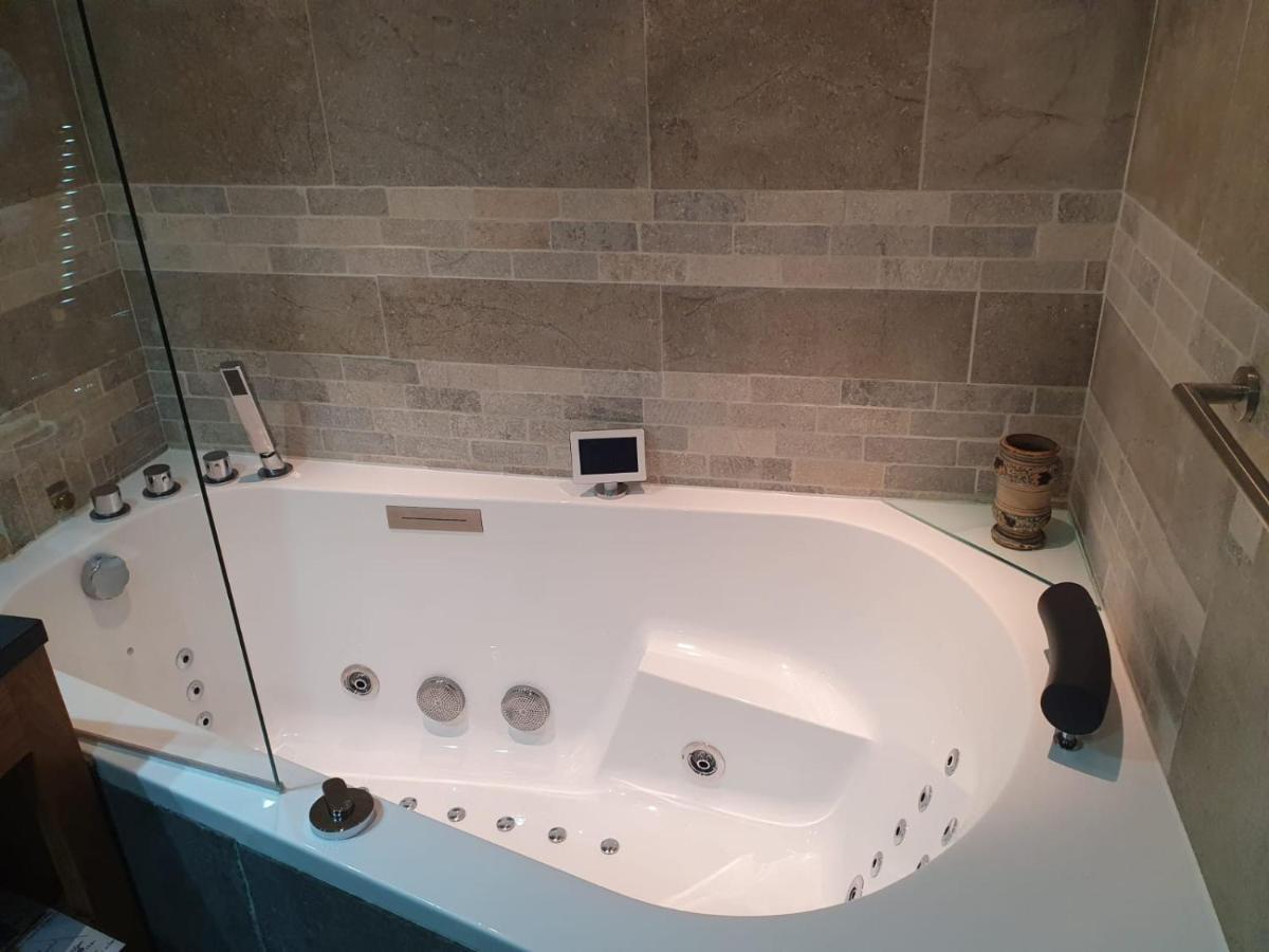 Chalet Ananda Avec Sauna, Baignoire Balneo Et Terrasse Chamonix Mont Blanc Exterior foto